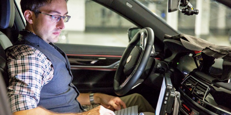 Mobileye lets cars keep eyes on the road